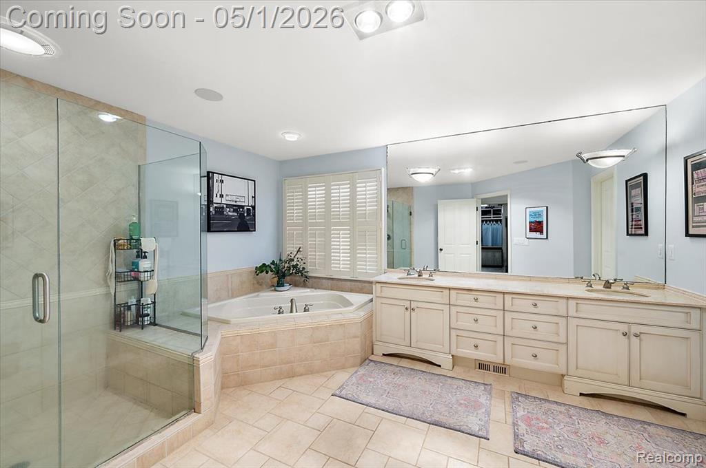 30405 Stonegate Drive, Franklin, MI 48025 — Photo 24