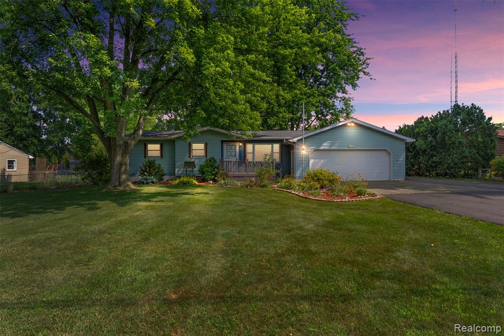 8141 Ohara Drive, Davison, MI 48423 — front exterior