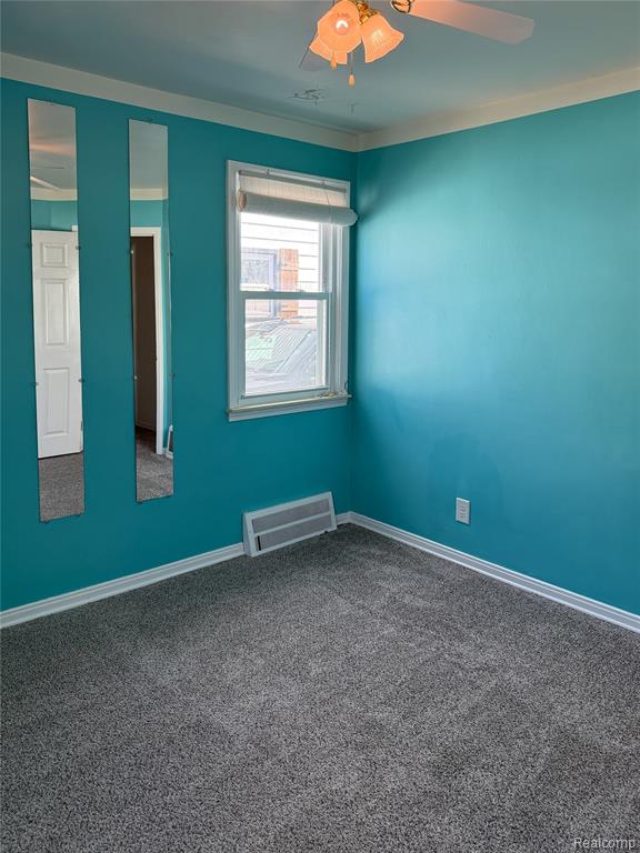 936 Cloverlawn Boulevard, Lincoln Park, MI 48146 — Photo 11