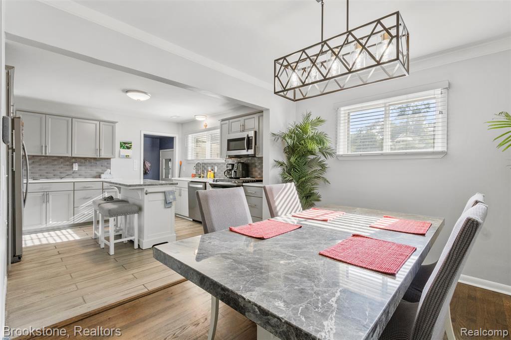 42475 Postiff Avenue, Plymouth, MI 48170 — Photo 10