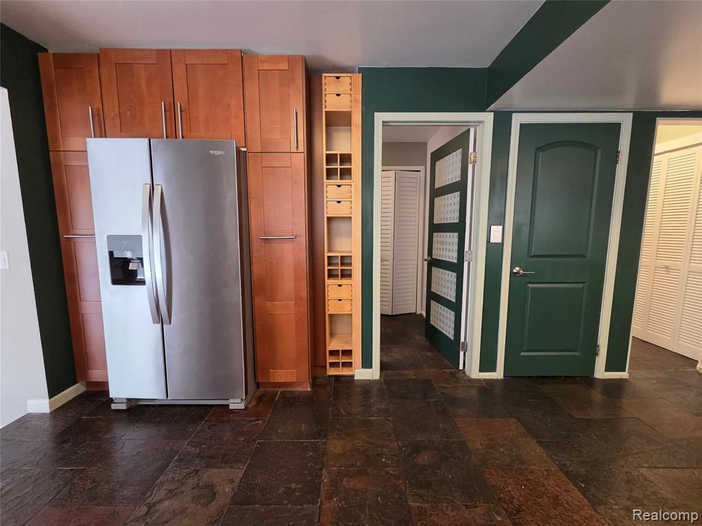 6076 Glen Eagles Drive, West Bloomfield, MI 48323 — Photo 13
