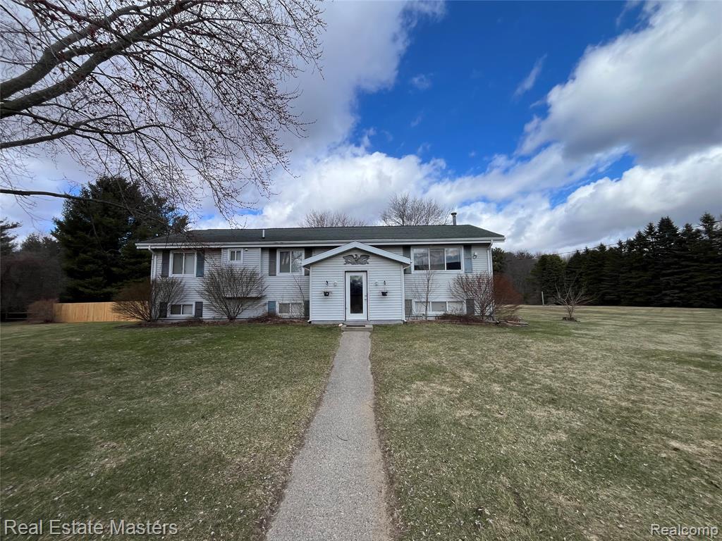 7034 Imlay City Road, Clyde, MI 48049 — Photo 18