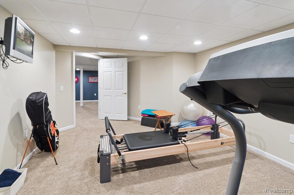 47509 Brockmor Drive, Shelby Twp, MI 48315 — Photo 34