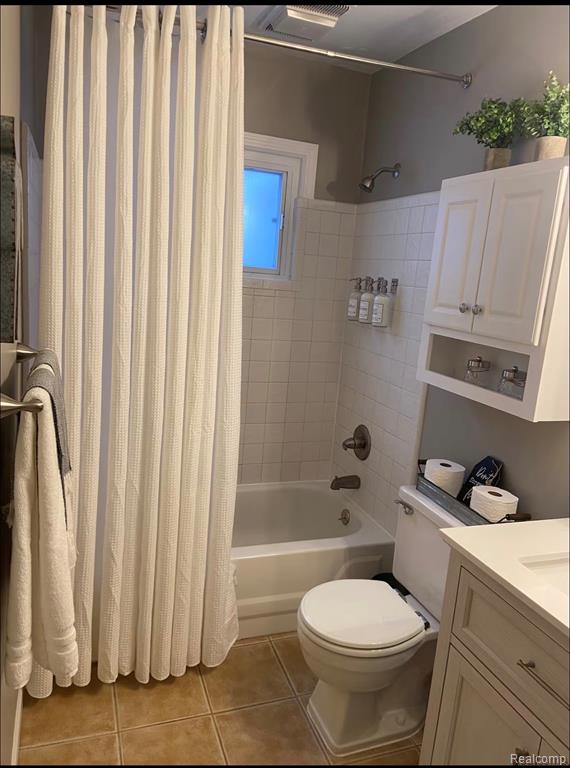 7081 Tappon Drive S, Clarkston, MI — Photo 10