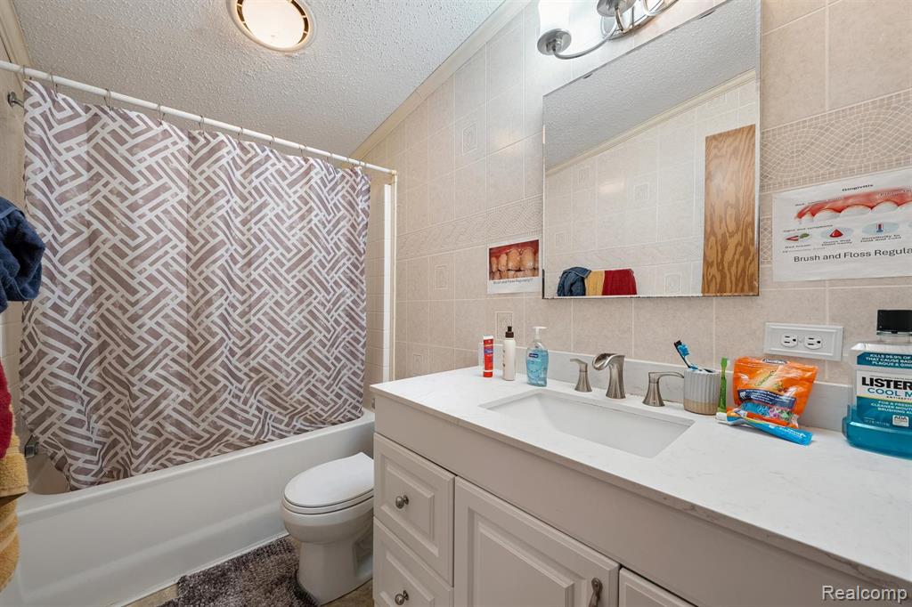 8031 Abbott Road, Brown, MI 48416 — Photo 33