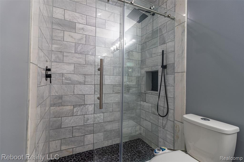 21294 Ascot Drive, Macomb, MI 48044 — Photo 48
