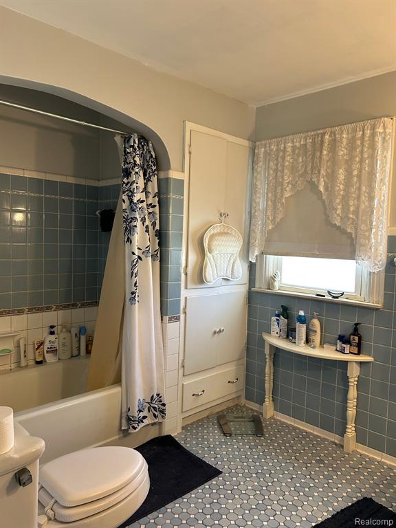 59 AHRENS Street, Mount Clemens, MI 48043 — Photo 16