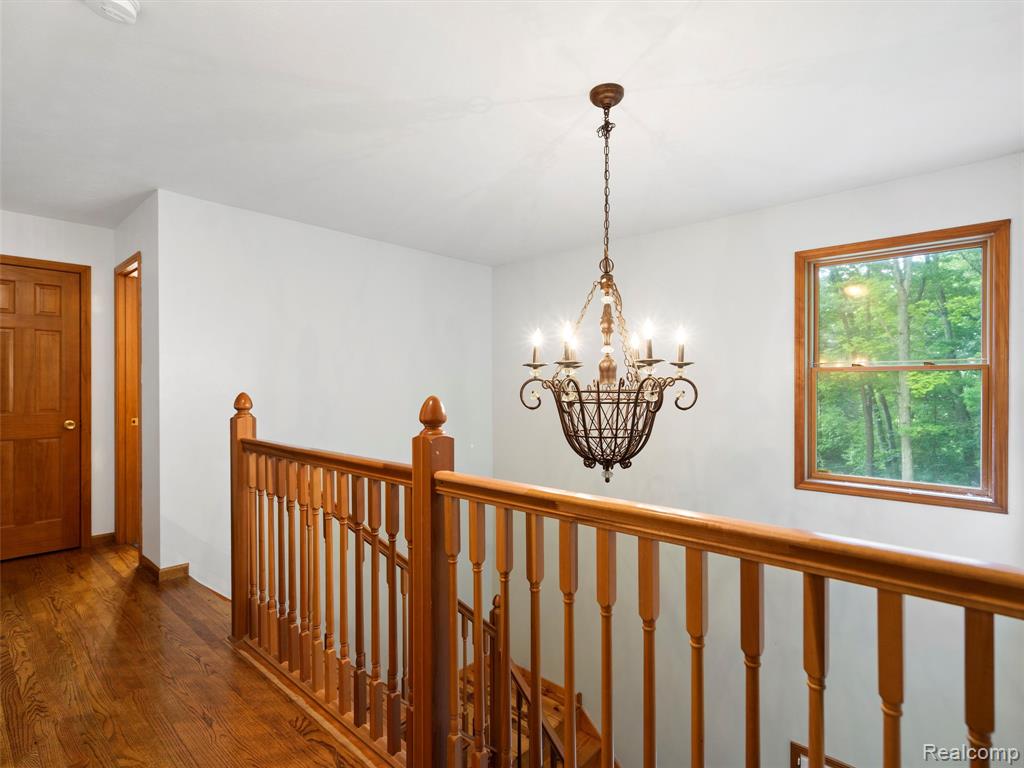 9480 Hartland Road, Fenton, MI 48430 — Photo 25