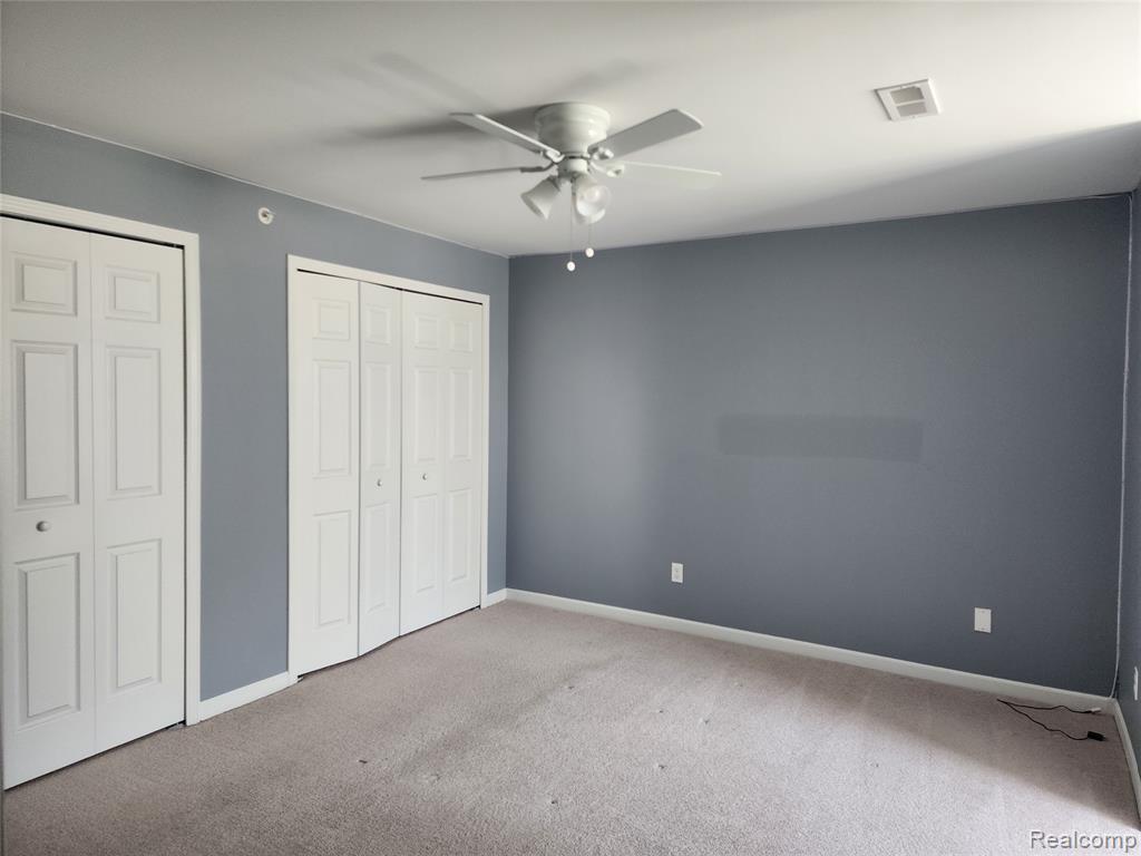 18106 Addington Drive, Commerce Twp, MI 48390 — Photo 27