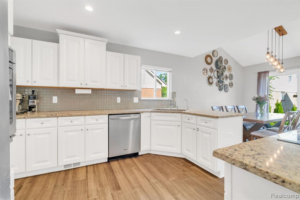 5610 Ortman Drive, Sterling Heights, MI 48314 — Photo 16
