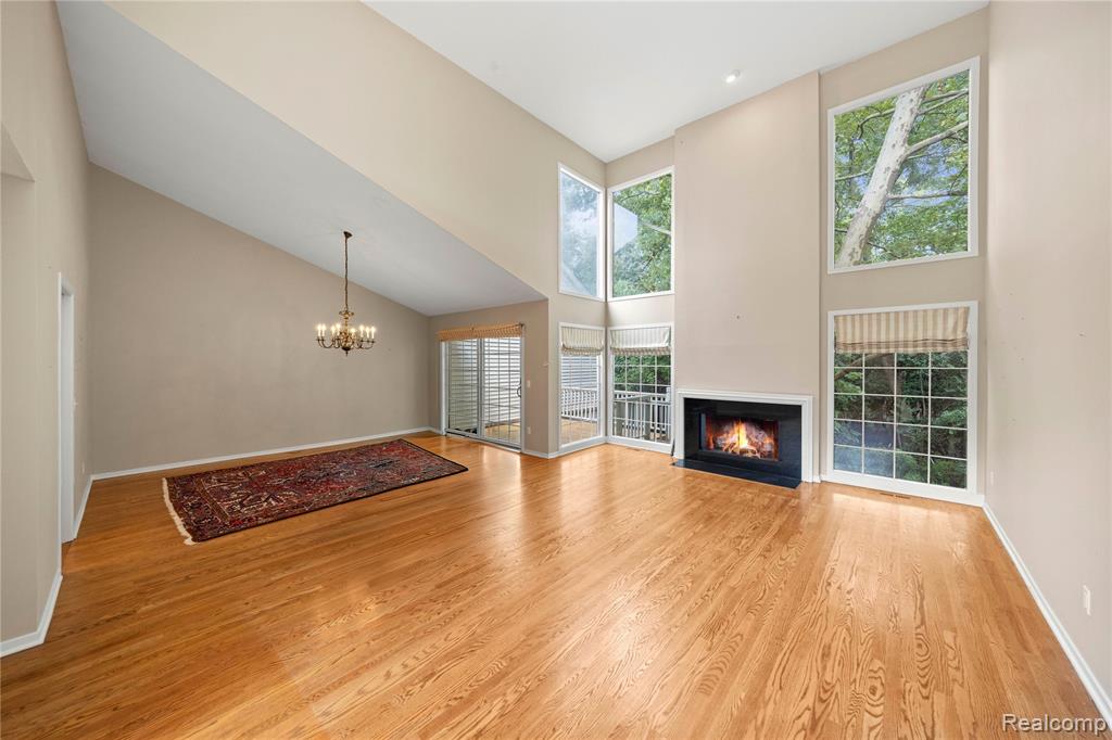 7277 Simsbury Drive, West Bloomfield, MI — Photo 10