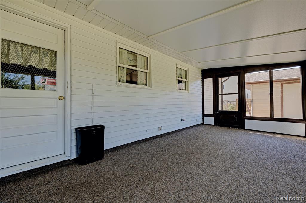 4730 Pinedale Avenue, Clarkston, MI — Photo 32