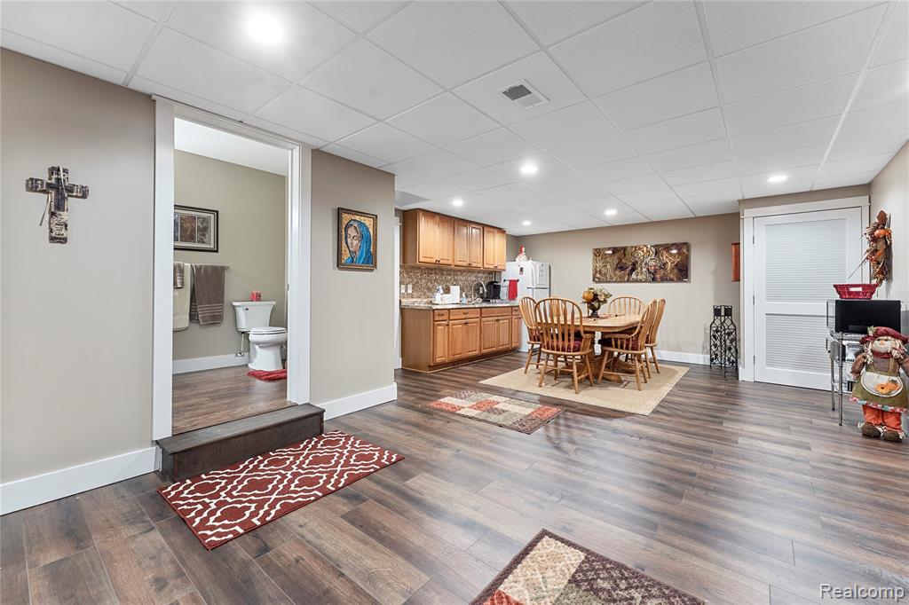 13498 Exeter Road, Carleton, MI 48117 — Photo 35