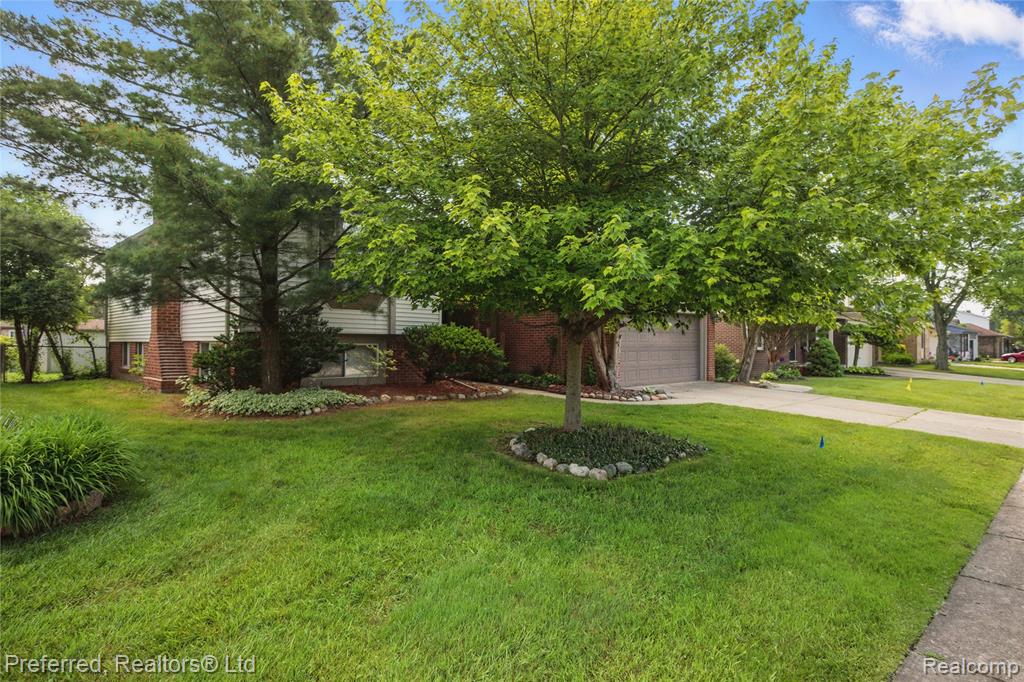 8530 Elmhurst Street, Canton, MI 48187 — Photo 44