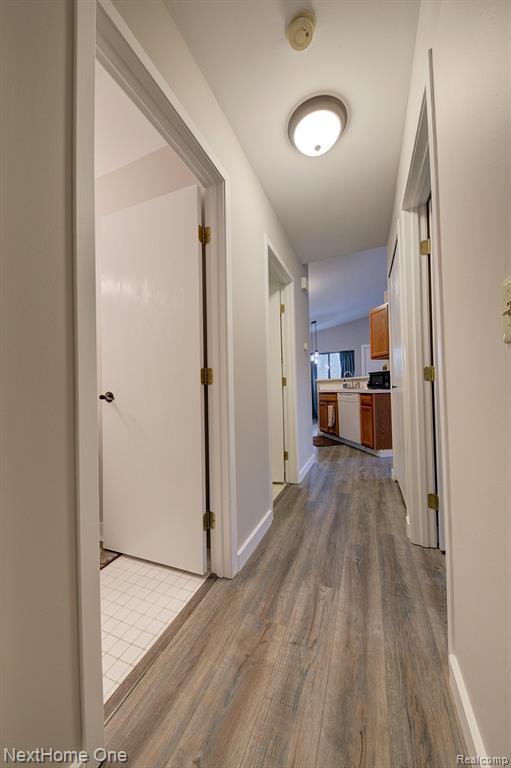 400 SPRING BROOKE Drive, Brighton, MI 48116 — Photo 16