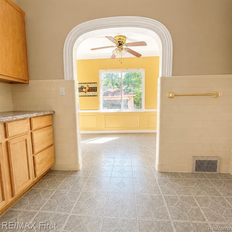 5760 Bishop Street, Detroit, MI 48224 — Photo 11