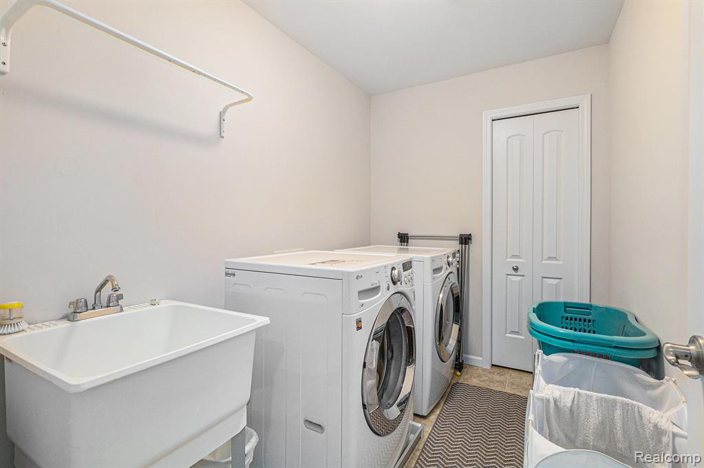 51068 Upland View Street, Canton, MI 48188 — Photo 21