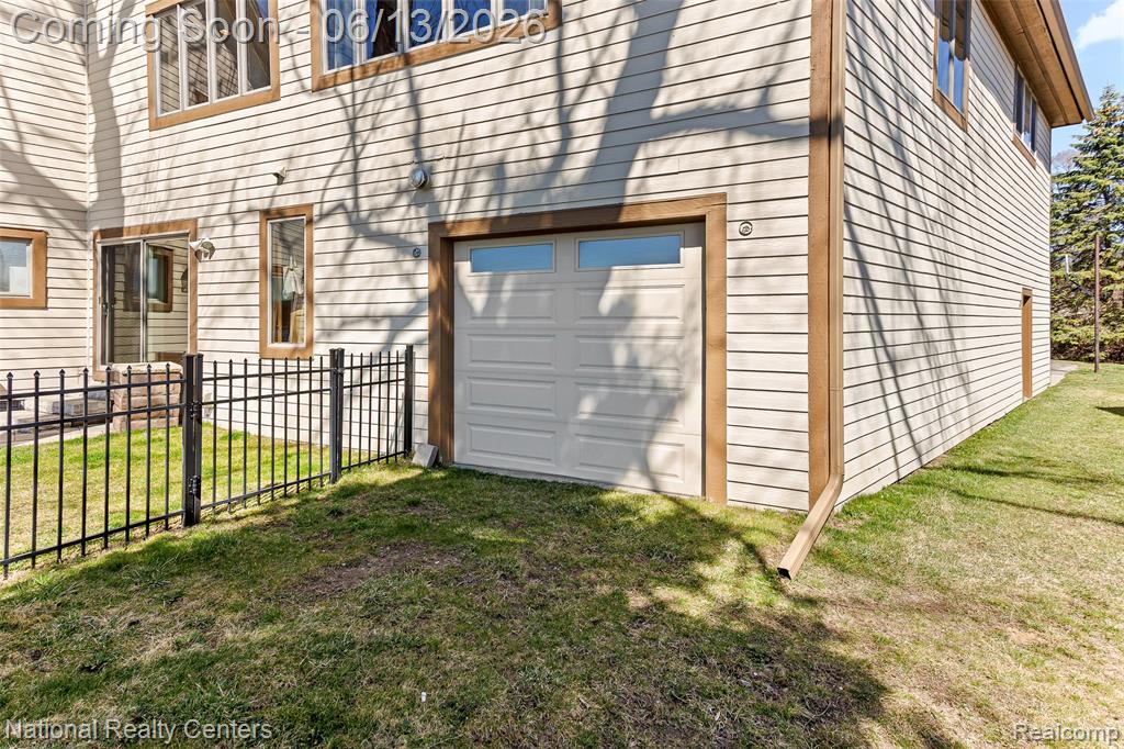 1100 Clearwater Boulevard, White Lake, MI — Photo 69