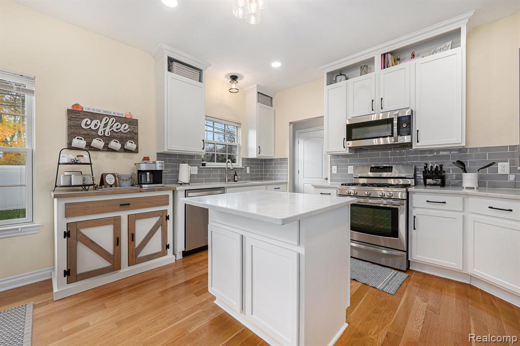 50595 Coolidge Street, Canton, MI 48188 — Photo 9