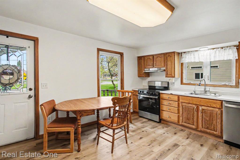 103 Stockbridge Street, Gregory, MI 48137 — Photo 15