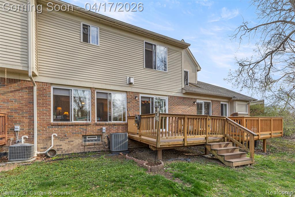 134 Legacy Park Circle, Dearborn Heights, MI 48127 — Photo 39