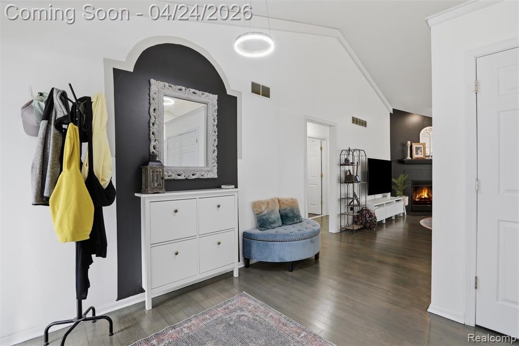 3300 Viking Drive, Commerce Twp, MI 48390 — Photo 2