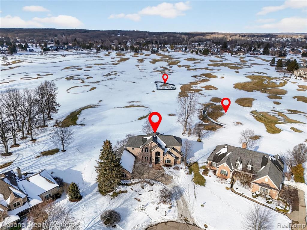 1280 Glen Court, Highland, MI — Photo 4