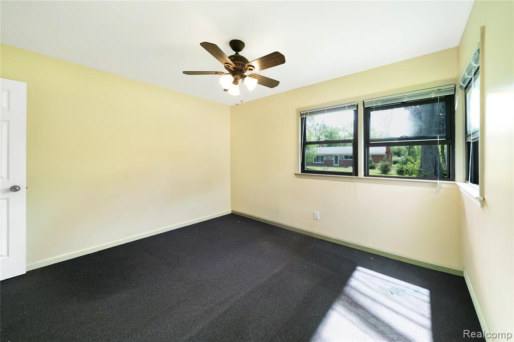 7806 Circle Boulevard, West Bloomfield, MI 48323 — Photo 19