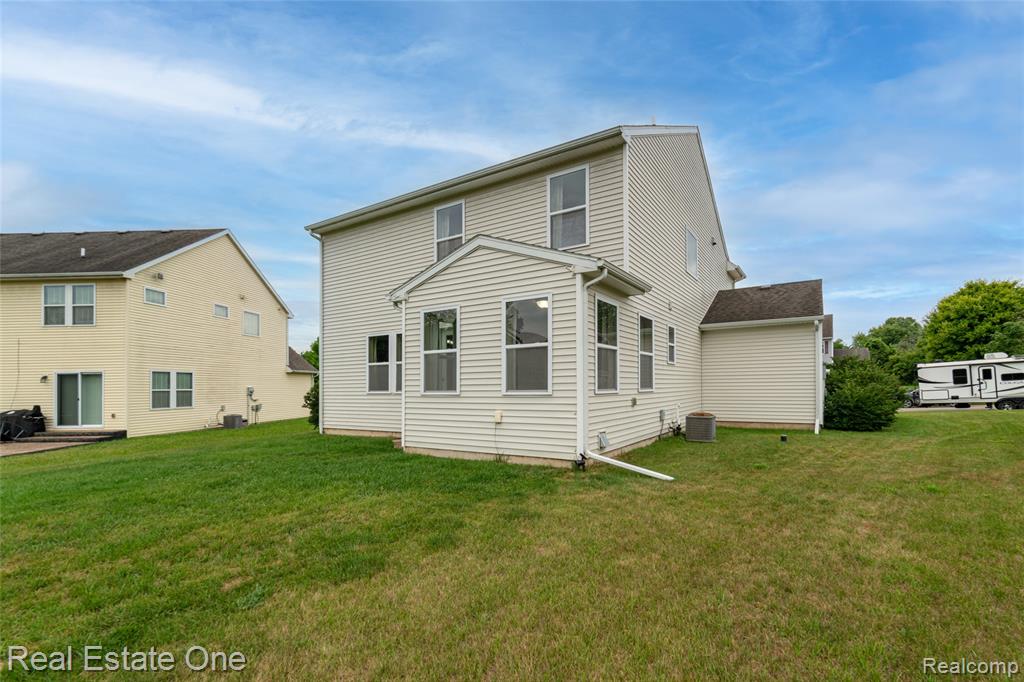 750 Dewars Street, Howell, MI 48843 — Photo 5