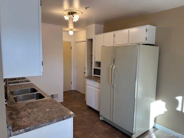 42562 SARATOGA Road, 30, Canton, MI 48187 — Photo 11