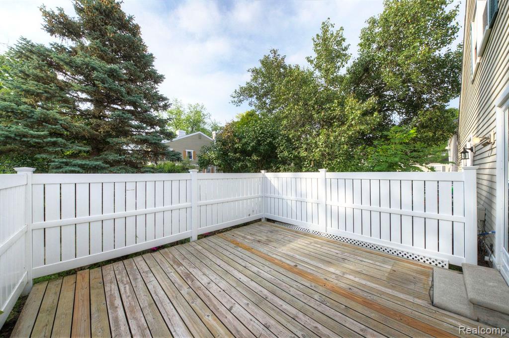 20832 E Glen Haven Circle, Northville, MI 48167 — Photo 23