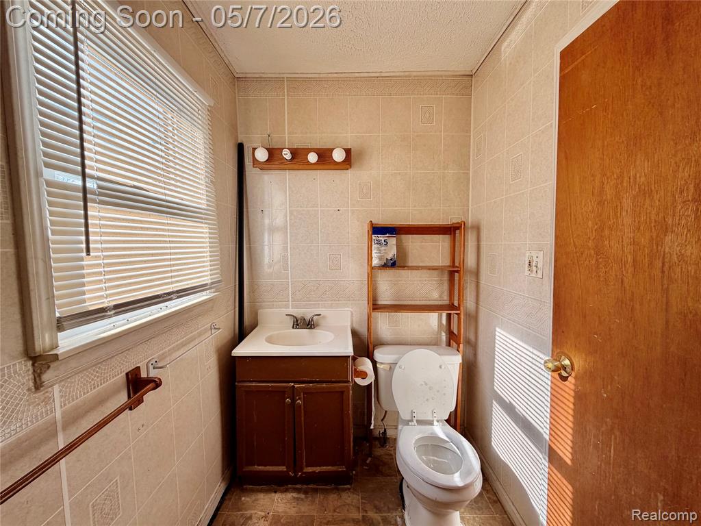 8308 Continental Avenue, Warren, MI 48089 — Photo 11