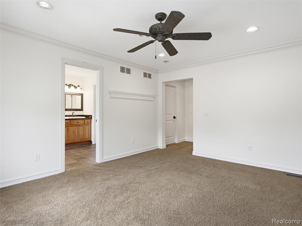 3875 Andover Avenue, Auburn Hills, MI 48326 — Photo 18