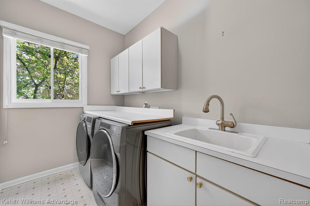 6356 Branford Drive, West Bloomfield, MI — Photo 45