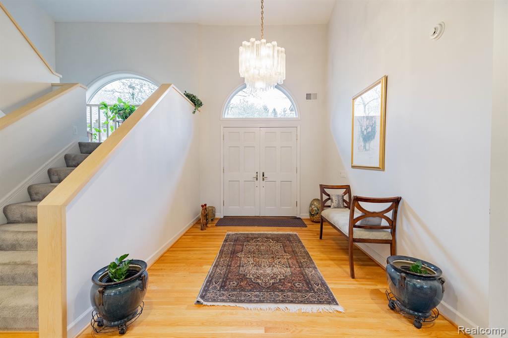 4599 RAVINE Drive, Bloomfield Hills, MI 48301 — Photo 4