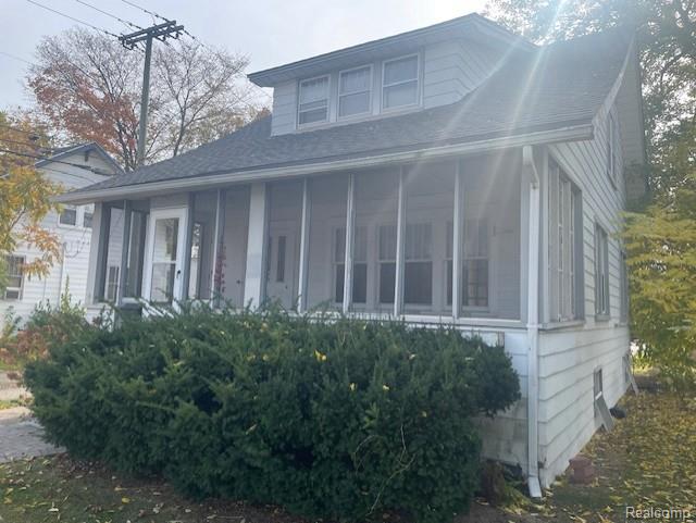 215 W PARENT Avenue, Royal Oak, MI 48067