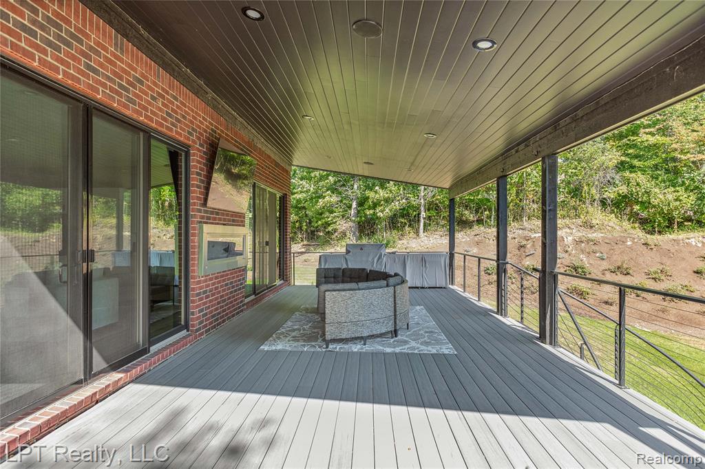 5029 Forest Valley Drive, Clarkston, MI 48348 — Photo 78
