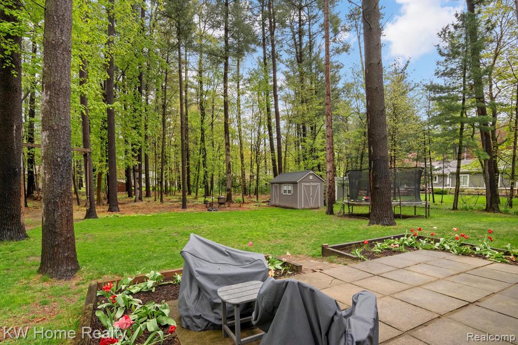4143 EMERALD PINES Drive, Commerce Twp, MI 48390 — Photo 51