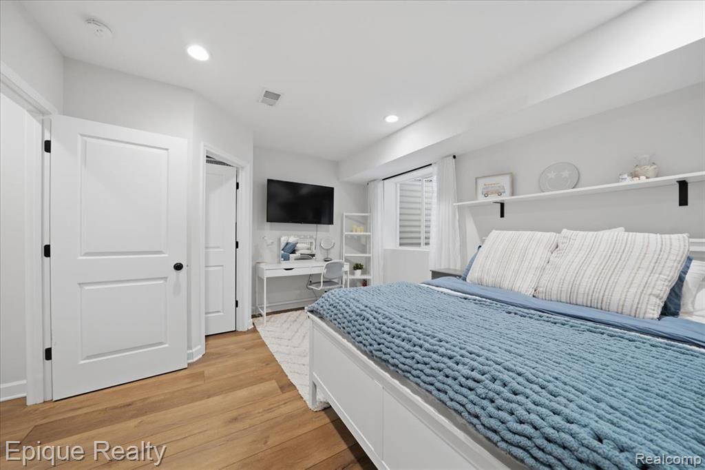 114 Bellevue Avenue, Lake Orion, MI 48362 — Photo 14