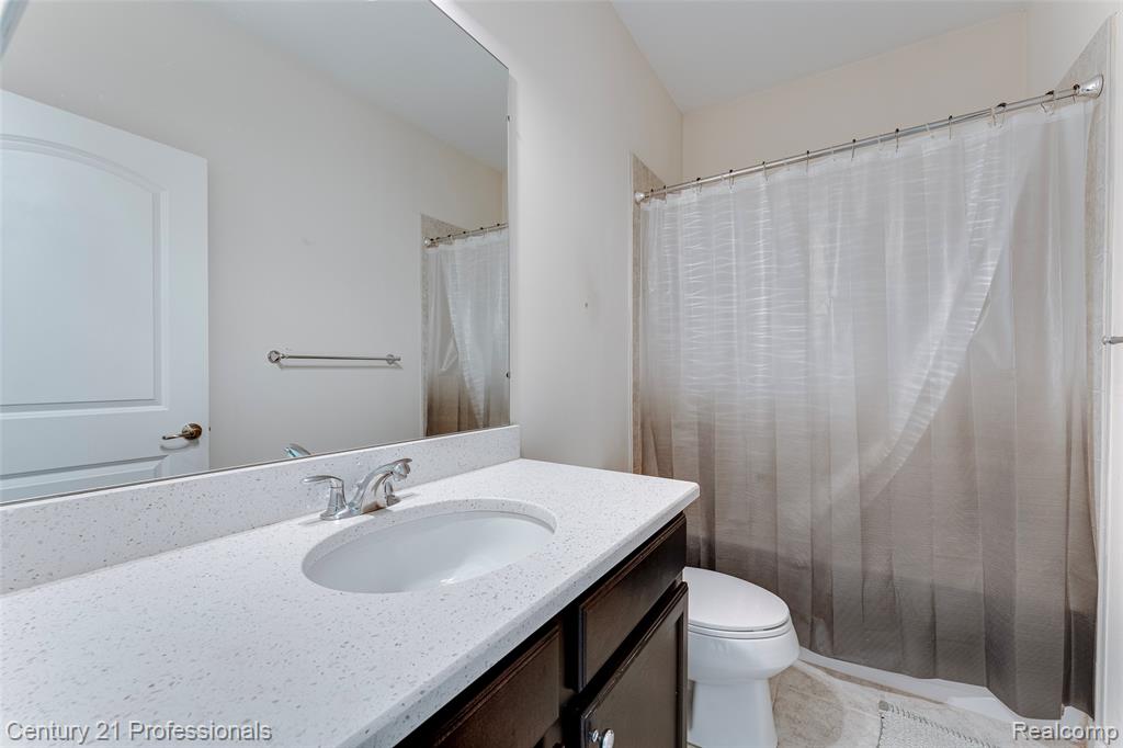 6776 Portsman Court, Canton, MI 48187 — Photo 67