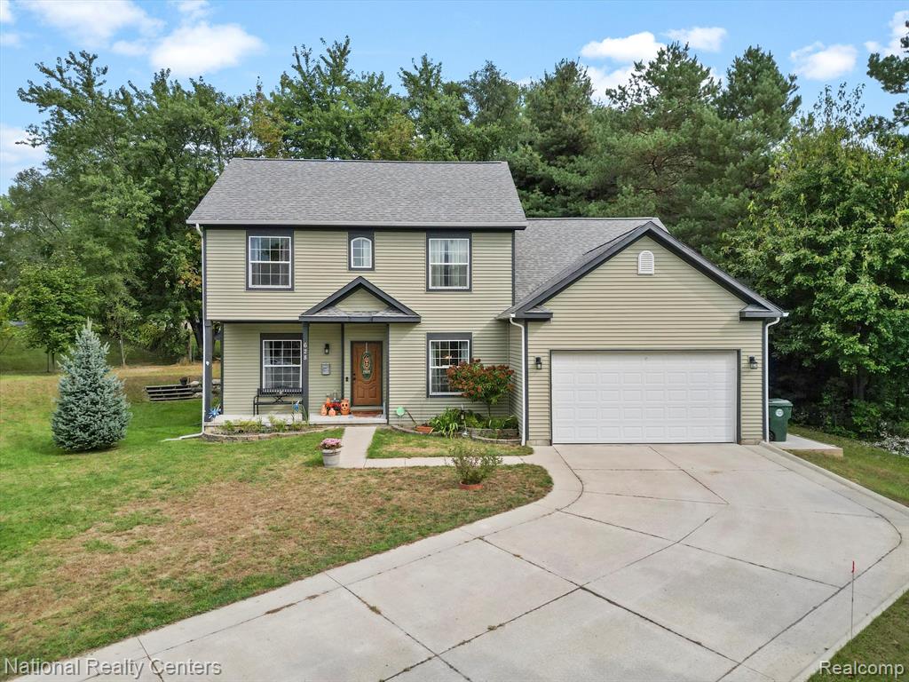 628 EVAN Court, Lake Orion, MI 48362 — Photo 2