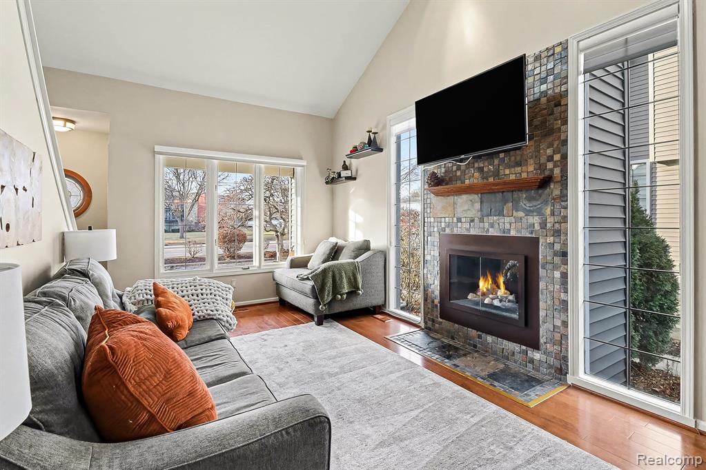 607 S Crooks Road, Clawson, MI — Photo 4