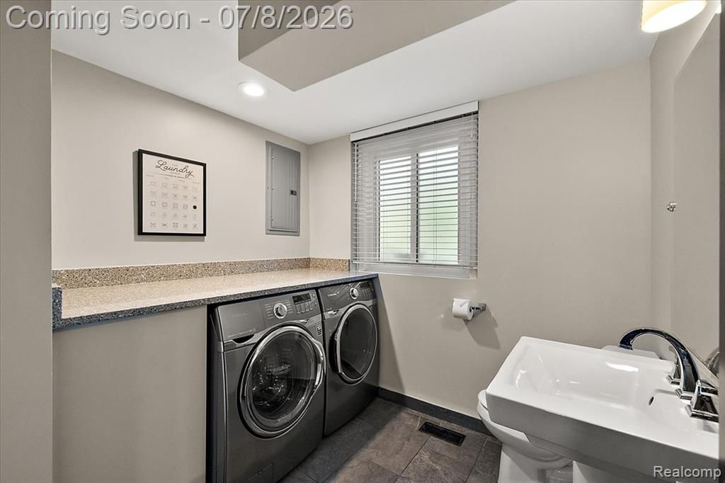 4409 W Orchard Hill Drive, Bloomfield Hills, MI 48304 — Photo 25