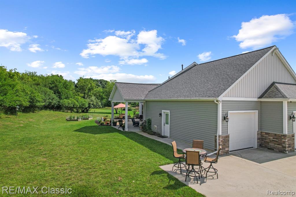 5314 WALNUT CREEK Lane, Ann Arbor, MI 48105 — Photo 8