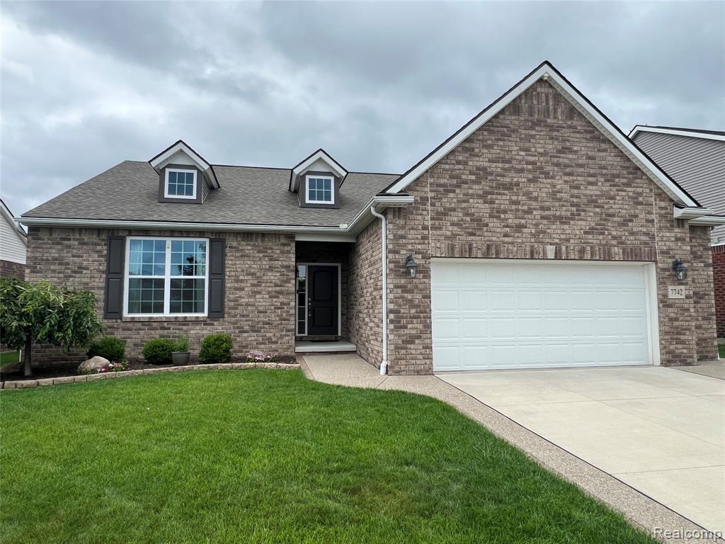 7742 Gannon, Utica, MI 48317 — Photo 2