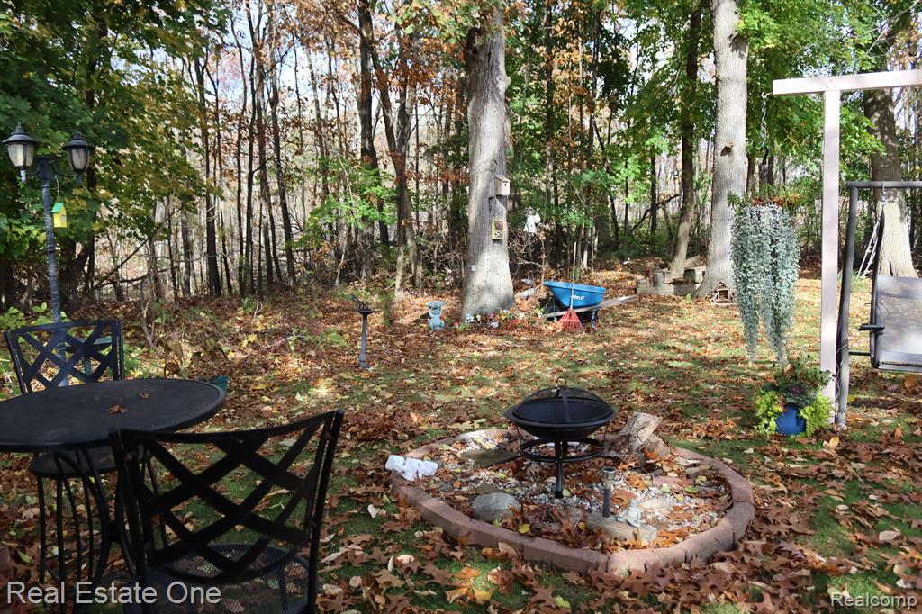 8409 Carols Drive, Brighton, MI 48114 — Photo 25