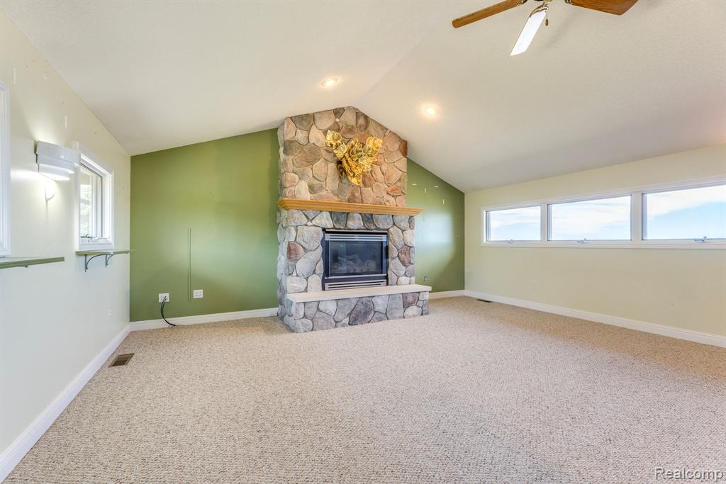 6455 LAKEVIEW Drive, MI — Photo 22