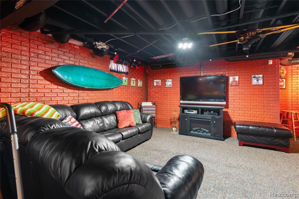 8316 N Port, Grand Blanc, MI 48439 — Photo 35