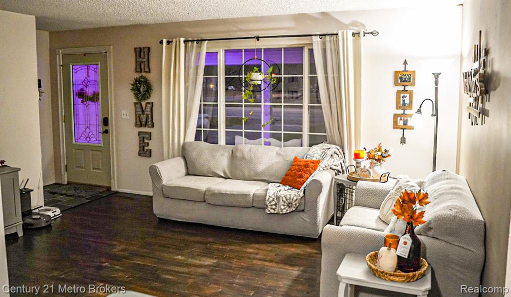 5521 N Belsay Road, Flint, MI 48506 — Photo 4