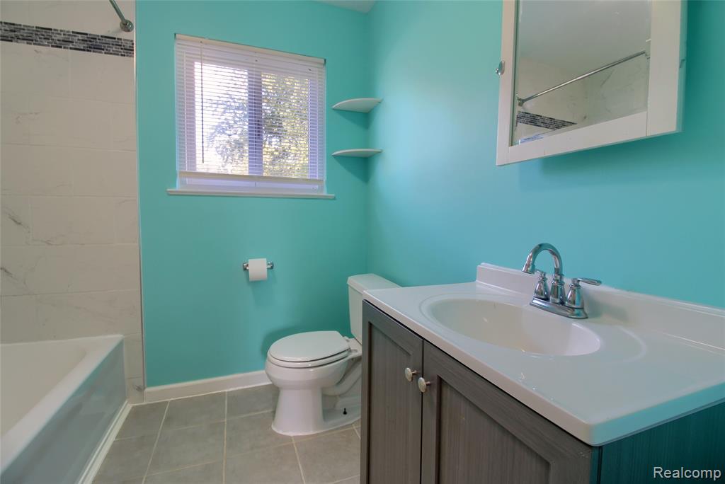 9985 Jackson Lane, Van Buren, MI 48111 — Photo 17